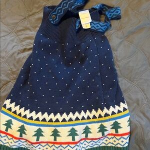 Navy Blue Kids Winter dress with Tree Pattern
Hanna Andersson 3t